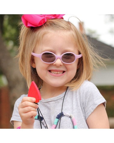 Versatile hand activity: necklace arrowhead in view